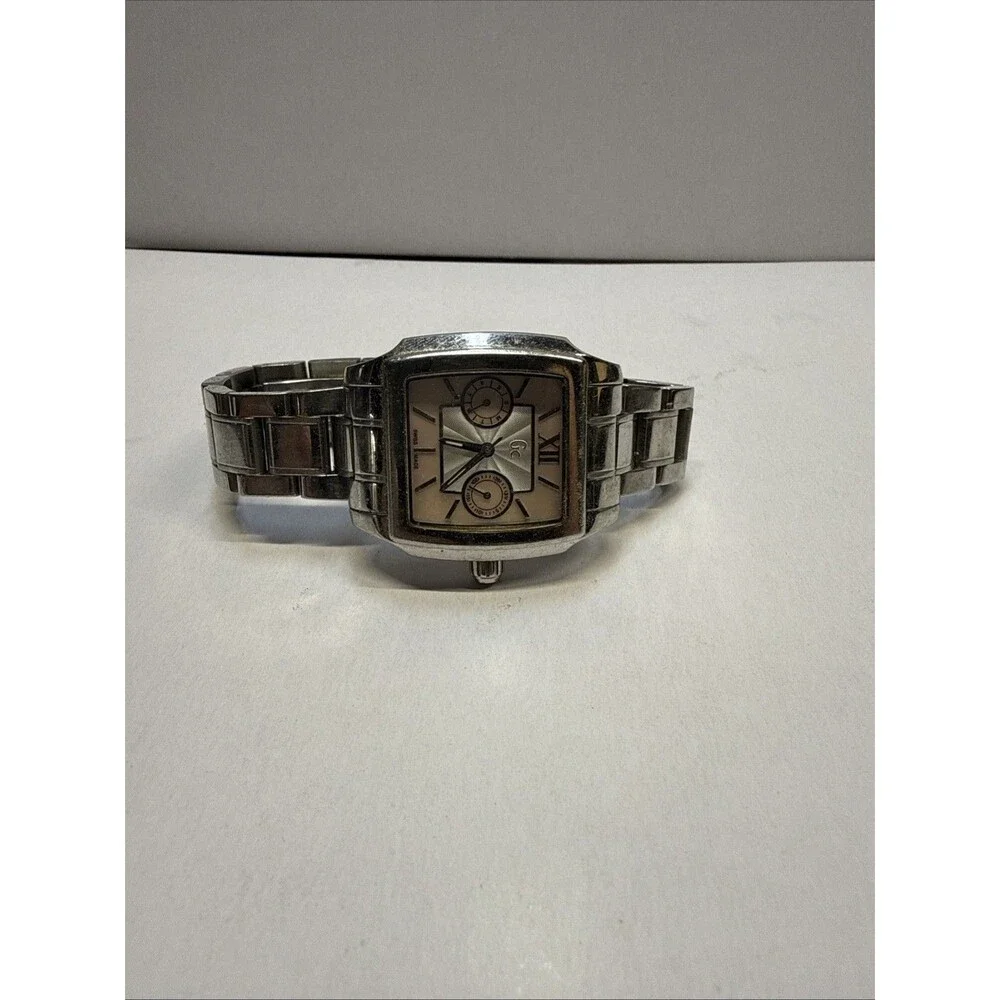 Guess Collection Womens Watch 33mm Steel Day Date GC